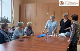 В рамках акции «Теплый подарок защитнику Отечества» в Центре Кадышева прошли мастер-классы по войлоковалянию