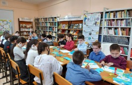 Международный женский день в Хакасской республиканской детской библиотеке