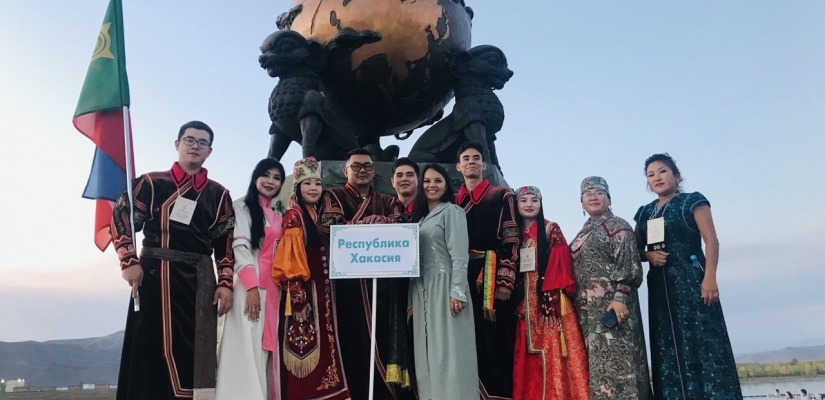 Делегация Национального центра имени Кадышева представляет культуру Хакасии в Тыве на фестивале «Встречи в Центре Азии»