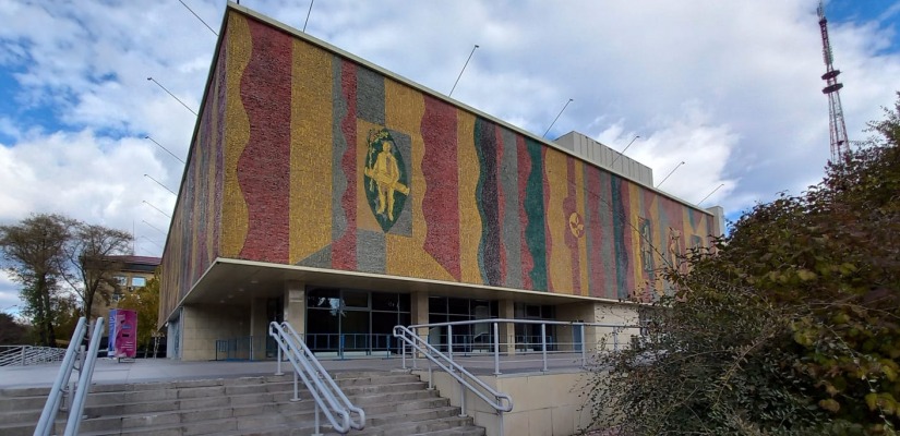 С днем рождения театр!