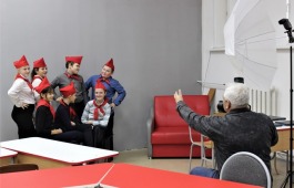 Юные сельские фотолюбители из Троицкого и Целинного  прошли мастер-класс по портретной фотографии