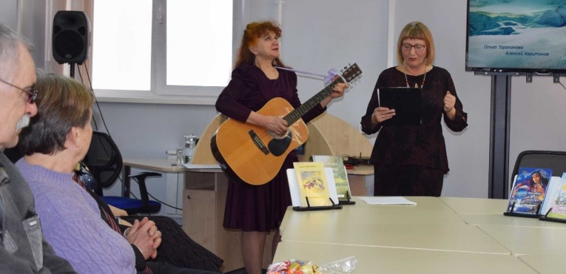 Переселенцы из Донбасса побывали в гостях у проекта «Поэтический полдень»