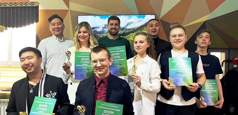 Лучшими 2-го республиканского конкурса ведущих  стали Елена Грудинина из Беи и Софья Бусоргина из Абакана