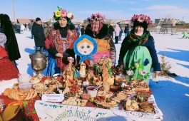 Собирайся, детвора – Масленица у двора!