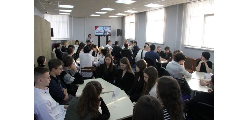 Новый межрегиональный исторический квиз стартовал в главной библиотеке Хакасии
