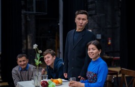 Театр Топанова объявляет конкурс эссе «Мой старший брат»