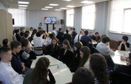 Новый межрегиональный исторический квиз стартовал в главной библиотеке Хакасии