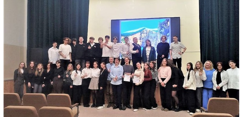 Крымская весна: интеллектуальная встреча с молодежью к 11-летию воссоединения
