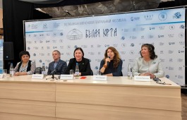 В столице Хакасии состоялось открытие театрального фестиваля «Белая Юрта» («Ах Иб»)