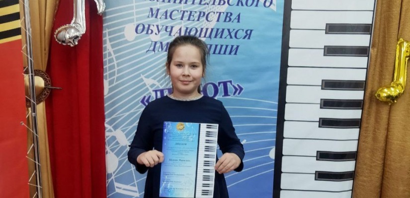 Юные учащиеся «Хакасской республиканской национальной детской школы искусств» приняли участие конкурсе «Дебют» в г. Сорск