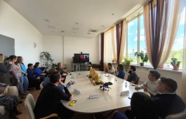 В Минкультуры Хакасии состоялась презентация видеоклипа на песню «Священная война» на русском и хакасском языках