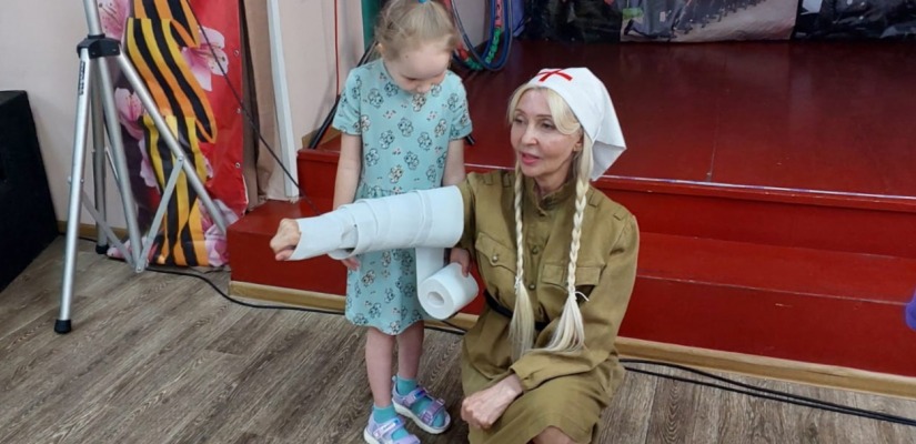 Солнце светит детям: в Клубе инвалидов по зрению прошла игровая программа к Международному дню защиты детей