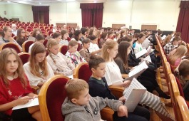В Хакасии открылась Всероссийская творческая школа для одаренных детей «Лето в солнечной Хакасии»