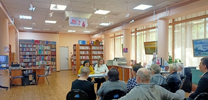 Кружок громкого чтения, посвященный Александру Куприну, прошел в Хакасской библиотеке для слепых