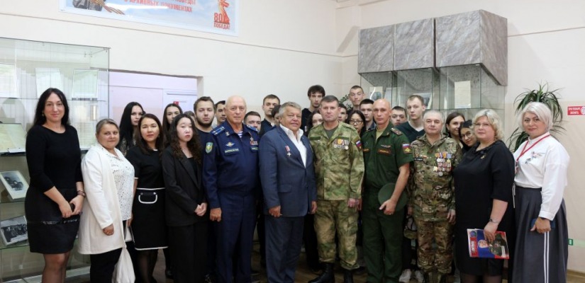 «Из первых уст»: в Национальном архиве прошла патриотическая встреча