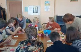 В рамках Международной ассамблеи мастеров войлоковаляния в Центре Кадышева прошёл мастер-класс для детей с ОВЗ