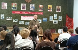 Защита Родины начинается с знаний: встреча с участником СВО  в детской библиотеке