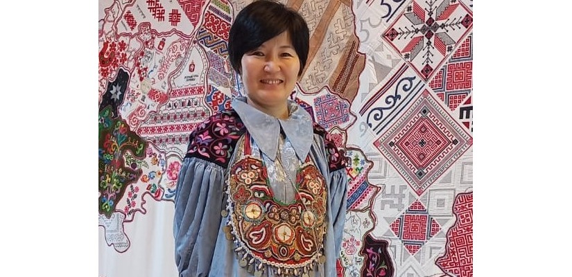 Встреча клуба «Золотая нить = Алтын чип»: погружение в мир хакасской вышивки