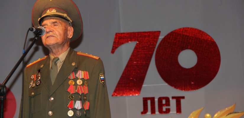 Победителями конкурса чтецов, посвященного 70-летию великой Победы, стали участники из столицы Хакасии