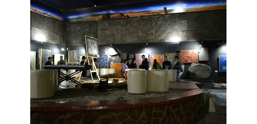 В «Ночь искусств» к литературе, живописи и истории Хакасии прикоснулись более 600 человек