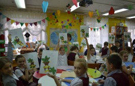 Учащиеся Школы географических наук «побывали» в Сахаре, «сплавлялись» по Нилу и познакомились с обитателями Африки
