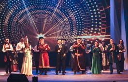 Центр Кадышева приглашает на Рождественский фестиваль «Этно-Сибирь-2026»