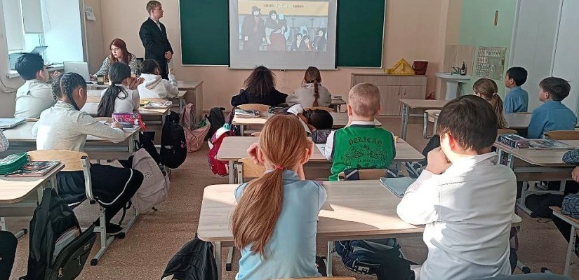 В День памяти жертв Холокоста для школьников Абакана прошли уроки мужества