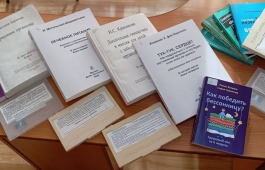 Шаг к здоровью в доступном формате: Хакасская библиотека для слепых запускает передвижную книжную выставку