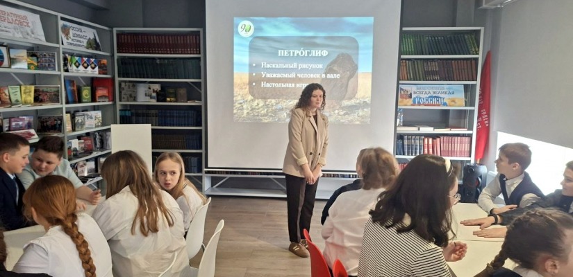 «Нити дружбы»: Хакасия представила традиции региона школьникам ЛНР