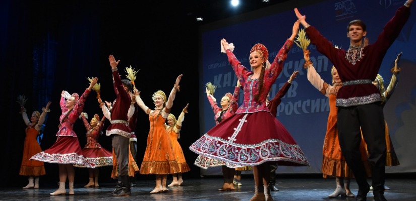 Ансамбль танца «Саяночка» привез из Новосибирска три диплома «Лауреат» Сибирского конкурса хореографического искусства