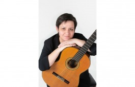 В Хакасии прошли мастер-классы Татьяны Пузыревой (струнно-щипковые инструменты)