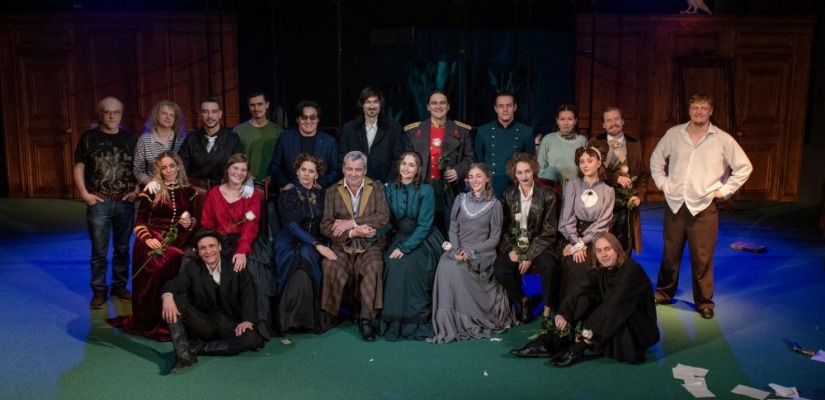 В театре Лермонтова с аншлагом прошла премьера мистического детектива «Братья Карамазовы»