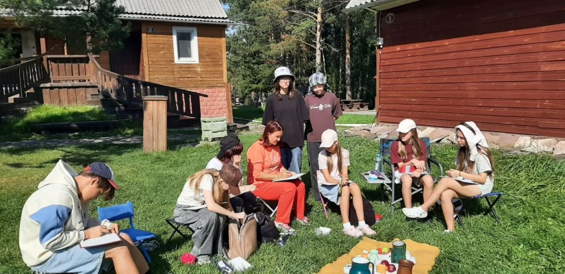 В Хакасии проходит творческая школа для одаренных детей