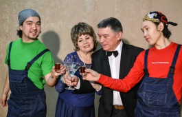«Смешанные чувства»: премьера по пьесе американского драматурга Ричарда Баэра в Хакасском театре