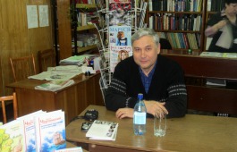 Дом литераторов пригласил студентов на встречу с хакасским писателем