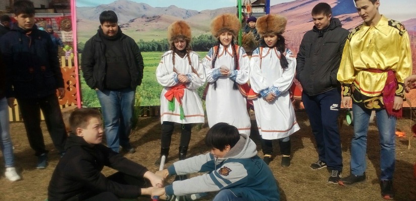 Фото с самоваром, национальные игры и завораживающие звуки чатхана - чем радовал Абакан на Чыл Пазы
