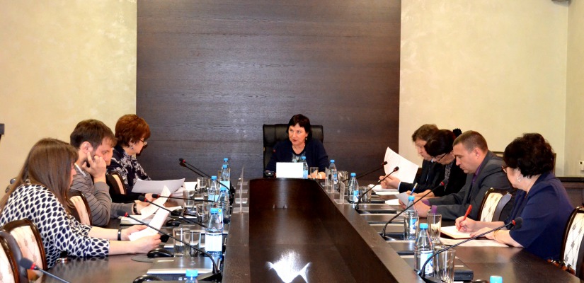 Министр культуры Светлана Окольникова провела очередное заседание Комитета Комиссии РФ по делам ЮНЕСКО в Хакасии