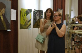 Выставка Евгения Толмашова в главном музее Хакасии: «Его произведения как лазером пронзают все человеческое существо»
