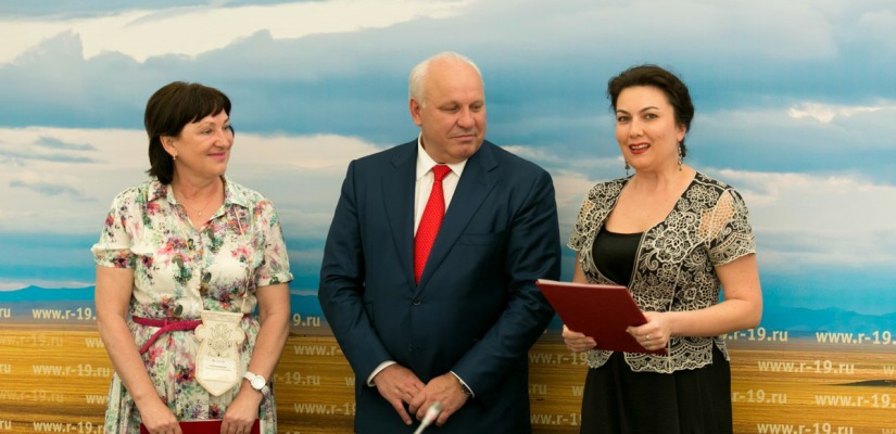 Министр культуры Хакасии Светлана Окольникова: «Гастроли театра кукол «Сказка» в Крыму – значимый этап в развитии культурного сотрудничества»