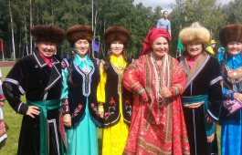 Ансамбль «Айланыс» заворожил зрителей фестиваля-марафона «Песни России»