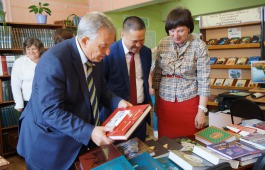 Книги Министерства обороны России отправляются в муниципальные библиотеки Хакасии