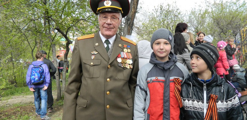 Хакасская республиканская детская библиотека  поздравит ветеранов с Днем Победы