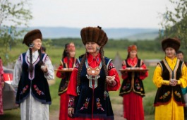 Степанида Саможикова: актриса, музыкант, тахпахчи и просто красивая женщина