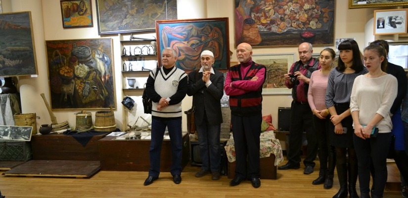 В главном музее Хакасии открылась юбилейная выставка, посвященная Владимиру Капелько