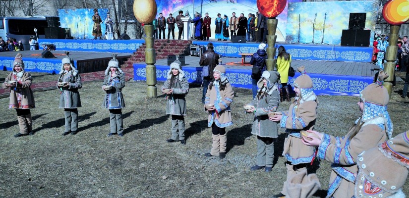 Весенний праздник под ласковыми лучами
