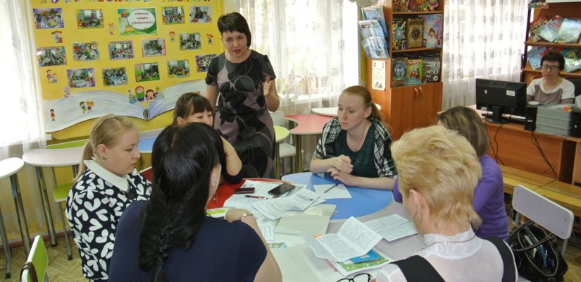 Специалисты Хакасской республиканской детской библиотеки провели семинар для своих коллег