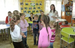 Час развлечений «Мир семейных увлечений» в  Хакасской республиканской детской библиотеке
