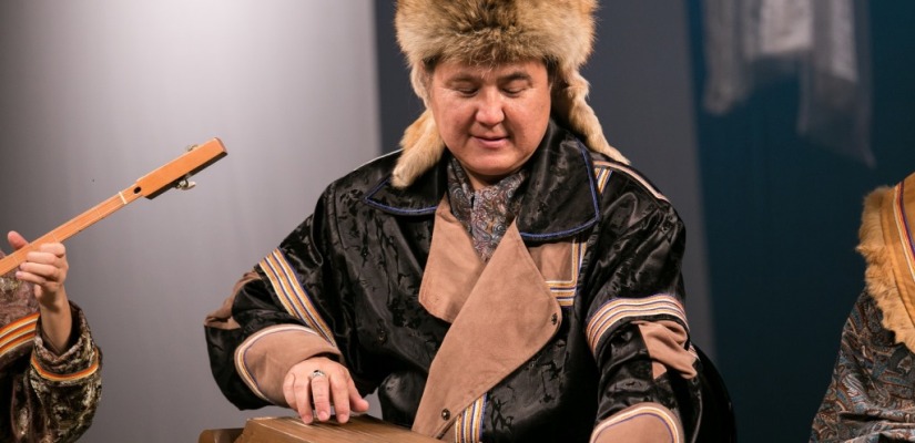 Юбилей творческой зрелости отмечает народный артист Хакасии Кучен Ай Чарых Сайын