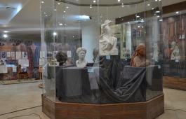 В главном музее Хакасии открылась выставка, посвященная 100-летию первого хакасского скульптора