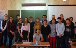 Сотрудники Национального архива Хакасии увлекательно познакомили школьников Орджоникидзевского района с архивными документами
